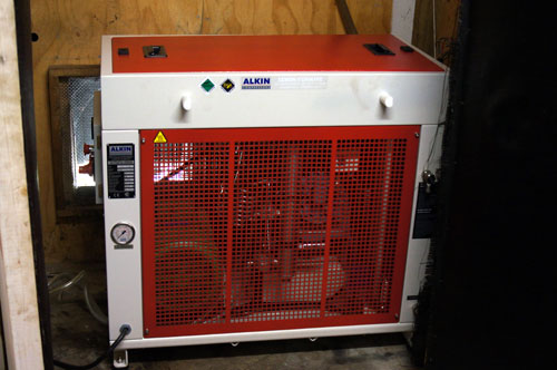 On-site scuba air compressor